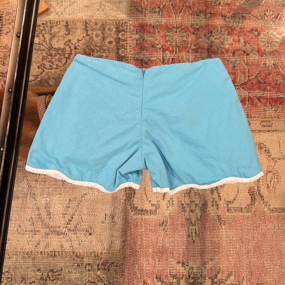 Bella Bliss Ruffle Trim Shorts - Picture 2 of 4